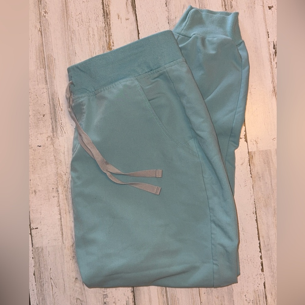 Figs Sea glass joggers size M
